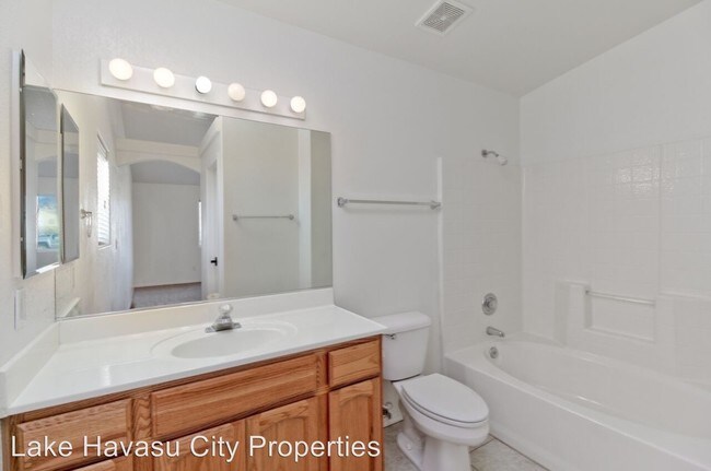 Foto del edificio - 2 br, 2 bath House - 1545 Avalon Avenue