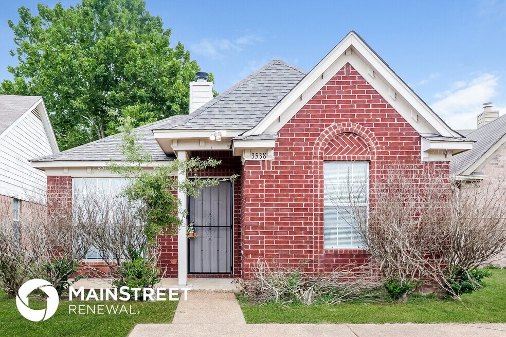3538 E Regency Park Cir