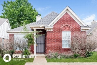 3538 E Regency Park Cir