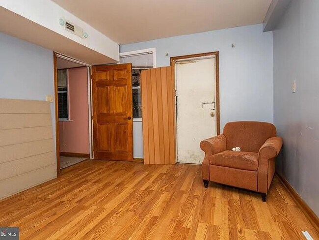 Foto del edificio - 304-306 Park Ave