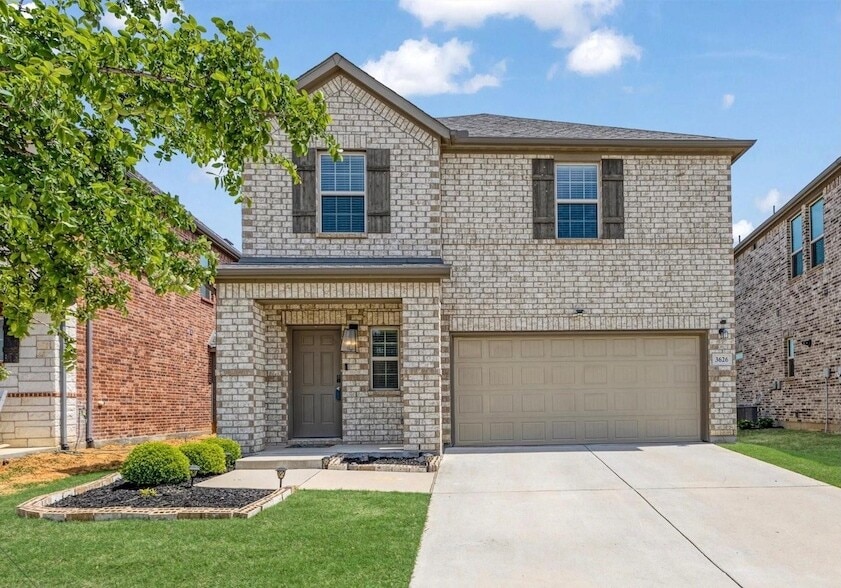 Foto principal - 3626 Doramus Dr