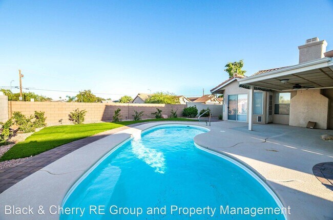 Foto del edificio - 4 br, 2 bath House - 1764 Knotty Pine Ln