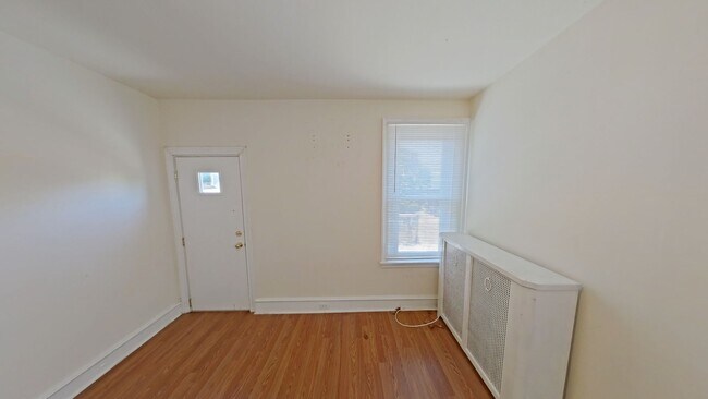 Building Photo - 6237 Carpenter St