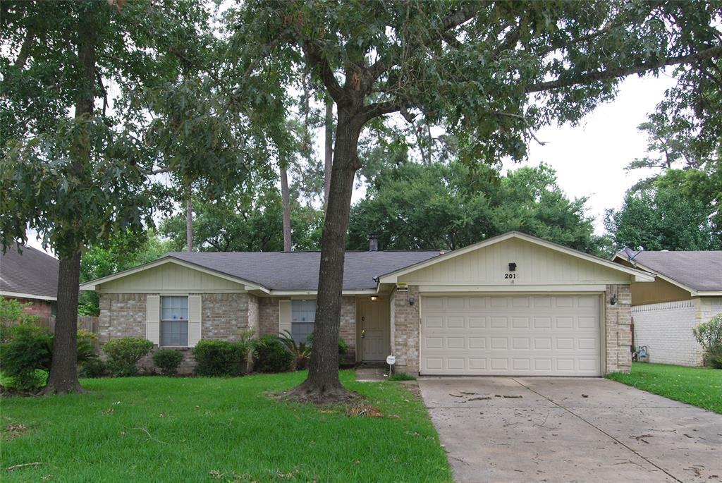 2015 Pincher Creek Dr, Spring, TX 77386 House for Rent in Spring, TX