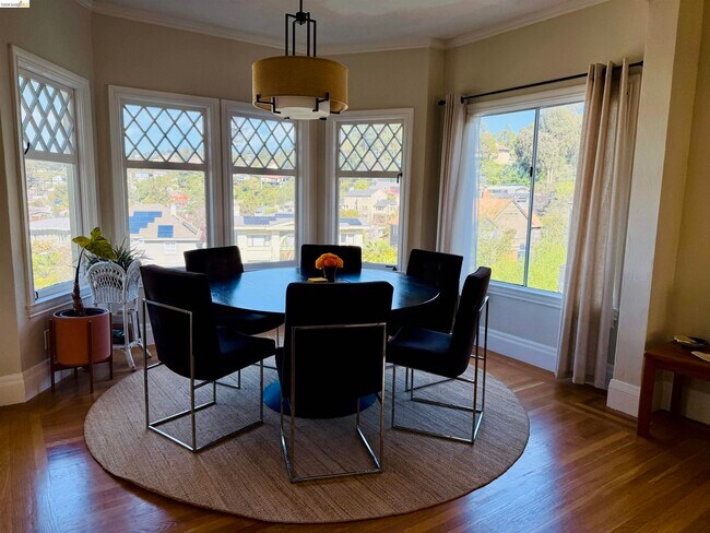 Foto del edificio - 4209 Balfour Ave