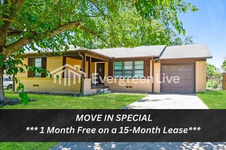 Building Photo - 3504 Hilton Dr