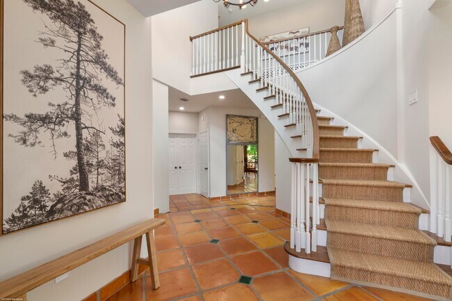 Foto del edificio - 2502 Muir Cir