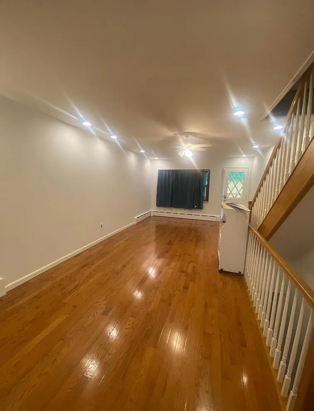Foto del edificio - 2539 S Sartain St
