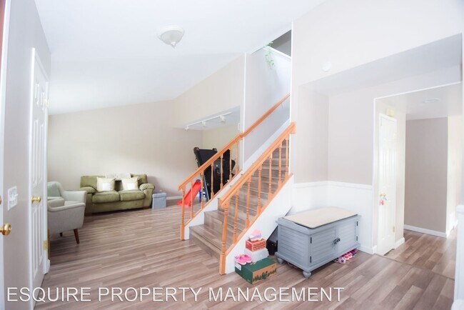 Foto del edificio - 3 br, 2 bath House - 1887 MONTGOMERY AVE