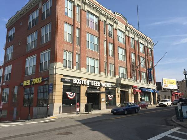 Foto del edificio - 53 Brookline Ave