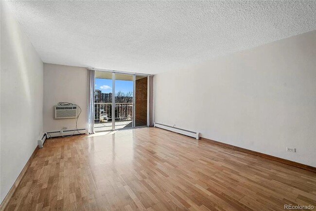 Foto del edificio - Beautiful One Bedroom Condo!