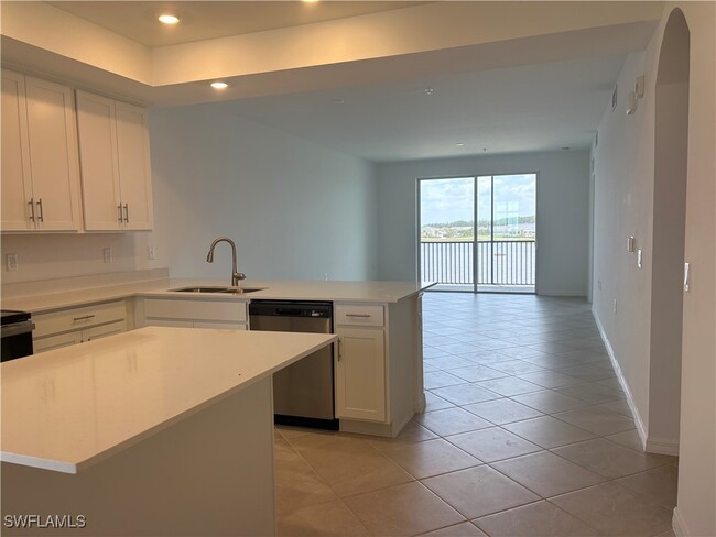Foto del edificio - 5555 Double Eagle Cir