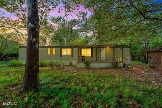 Building Photo - 4321 Ridgeway Ave