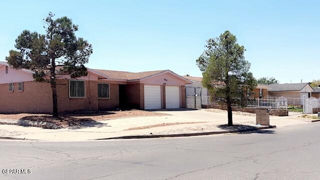 Foto del edificio - 11516 Jim Ferriell Dr