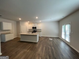 Building Photo - 308 Deer Run Dr