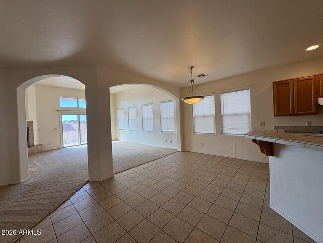 Building Photo - 3603 Plaza De La Rosa