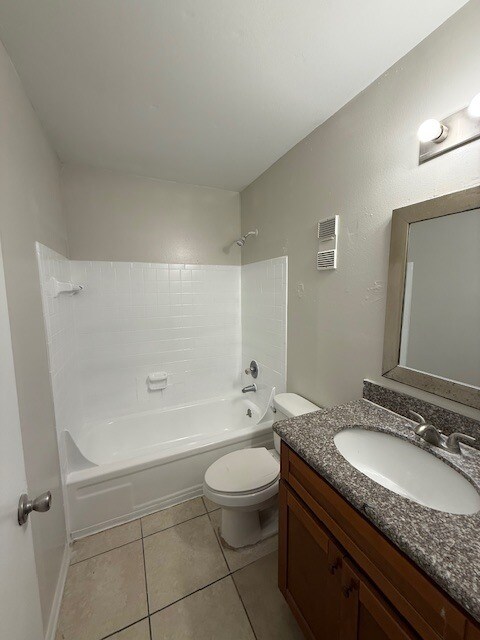 Foto del edificio - 819 Pablo Ln