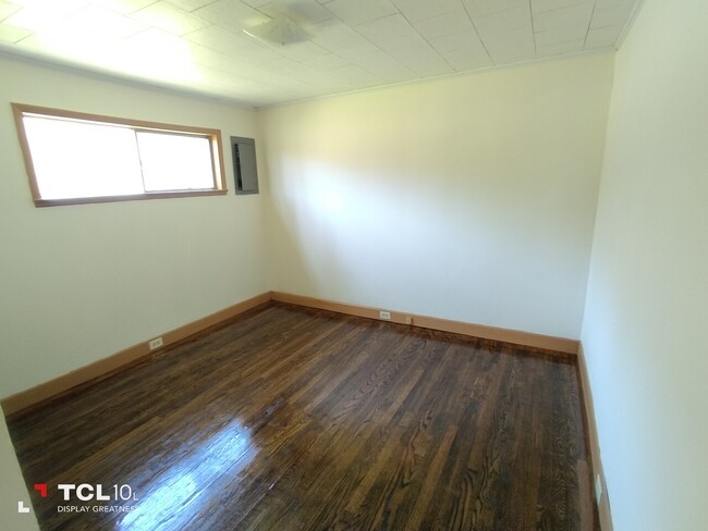 Building Photo - Tenn