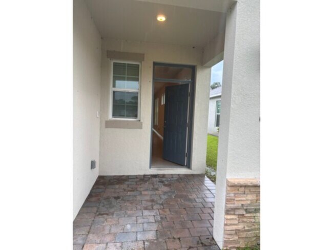 Foto del edificio - NEW! 3 Bedroom 2 Bath Home! AVAILABLE July...