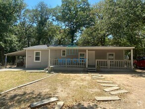 Building Photo - 15369 Flud Rd