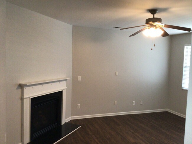 Building Photo - 2811 Marville Court