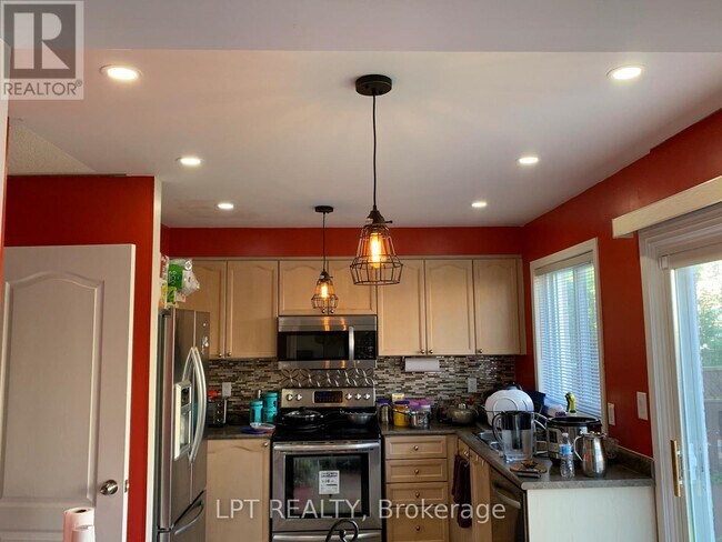 Photo du bâtiment - 6 MYSTCAL ROAD