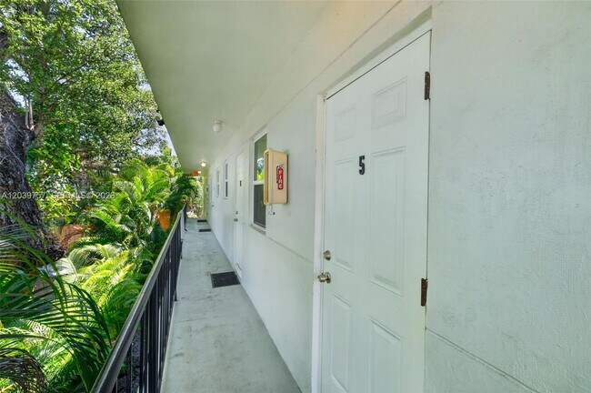 Foto del edificio - 3676 Oak Ave