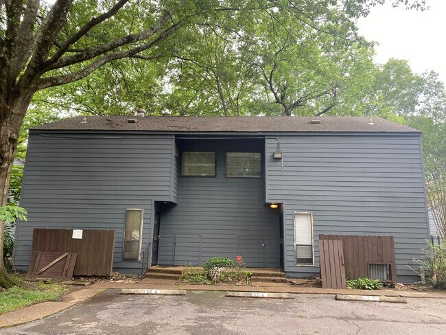 Building Photo - 2 BED / 2 BATH MEMPHIS CONDO