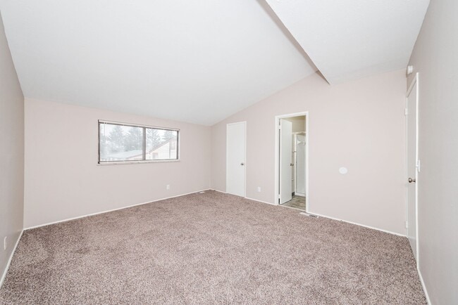 Building Photo - Village Square Townhomes