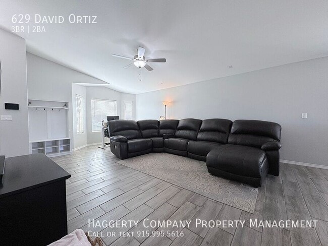 Building Photo - 629 David Ortiz St