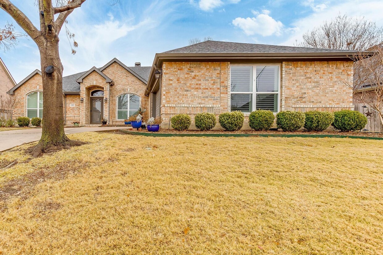 Foto principal - Amazing 4 Bed, 2.5 Bath Home in Highly Des...