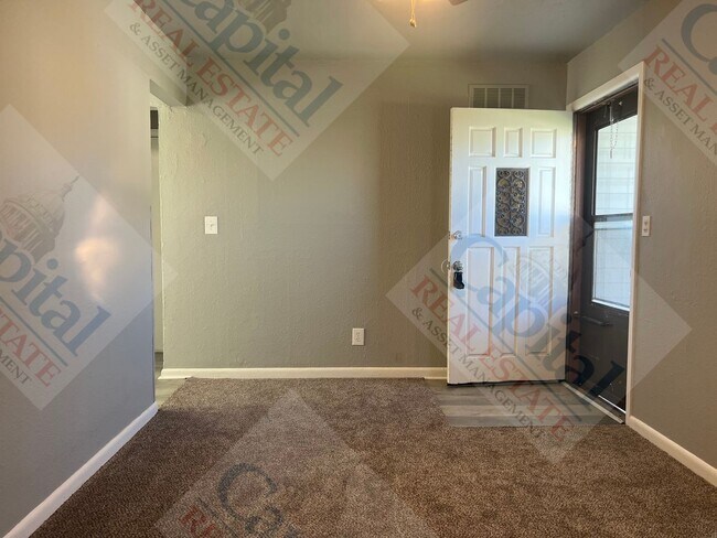 Foto del edificio - Lovely 3 Bedroom