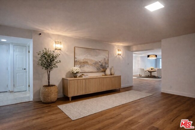 Foto del edificio - 10390 Wilshire Blvd