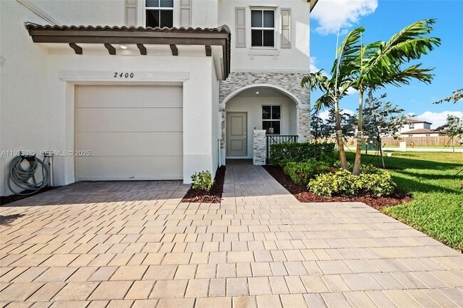 Foto del edificio - 2400 SE 29th St