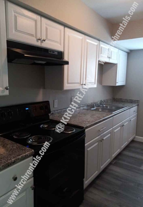 Building Photo - Nice 4-Bedroom Home with Spacious Living Room