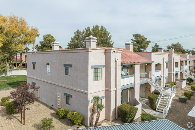 Alternate Image - Alexis Heights
