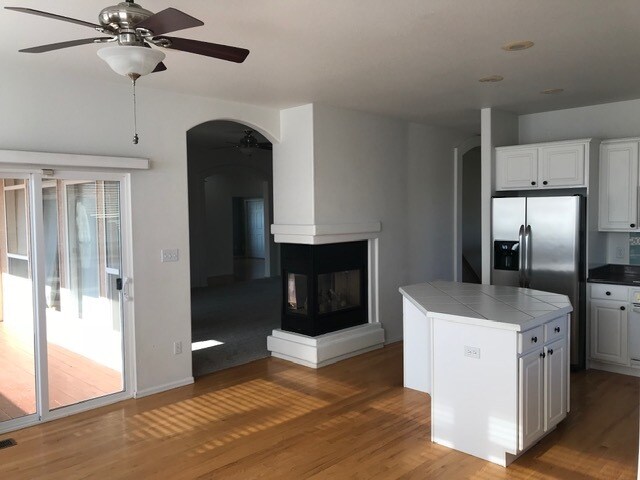 Foto del edificio - 15310 Ridgefield Ln
