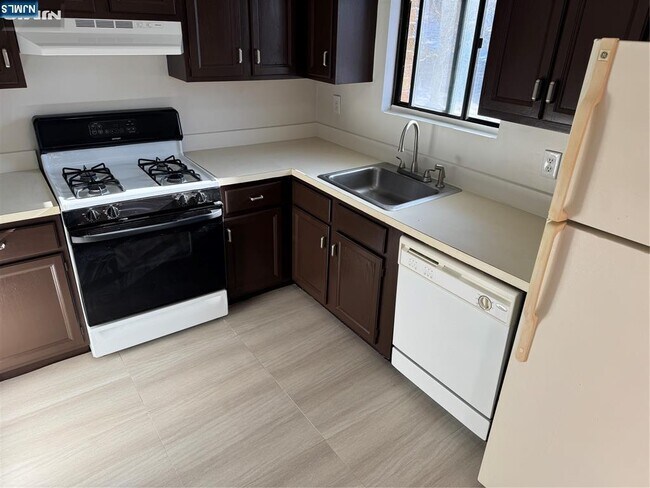 Foto del edificio - 107 Bellgrove Dr