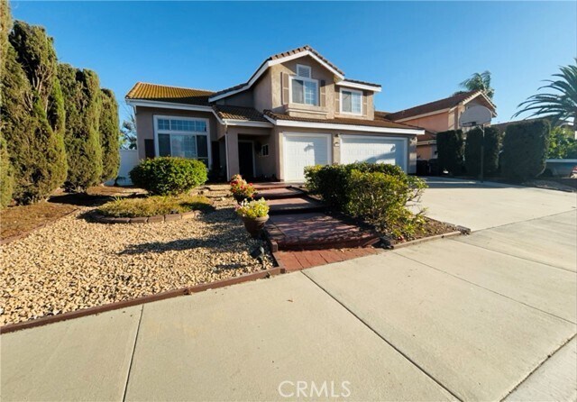Foto del edificio - 22681 Belaire Dr