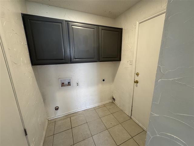 Building Photo - 2122 Rainwood Ct