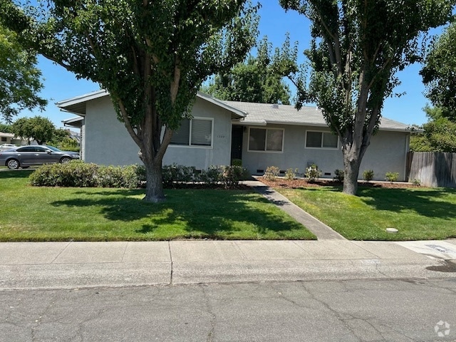 Building Photo - 1359 Palomar Cir