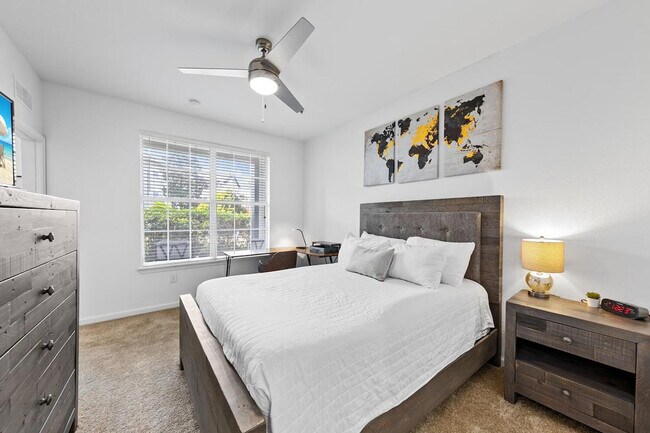 Building Photo - 4800 Seascape Way