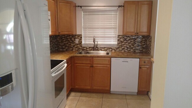 Foto del edificio - Spacious 2 Bedroom 2 Bathroom Condo