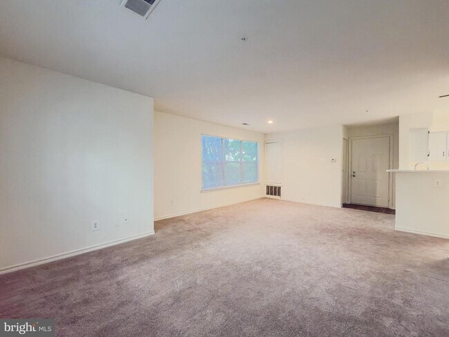 Foto del edificio - 18520 Boysenberry Dr