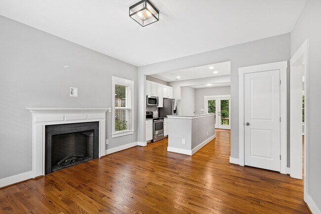 Foto del edificio - Charming Cape Cod in Tuscaloosa Lakewood!