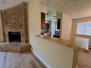 Building Photo - 17010 Sunview Ct