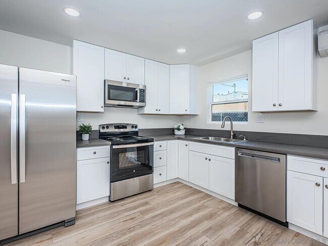 Building Photo - 4956 63rd St