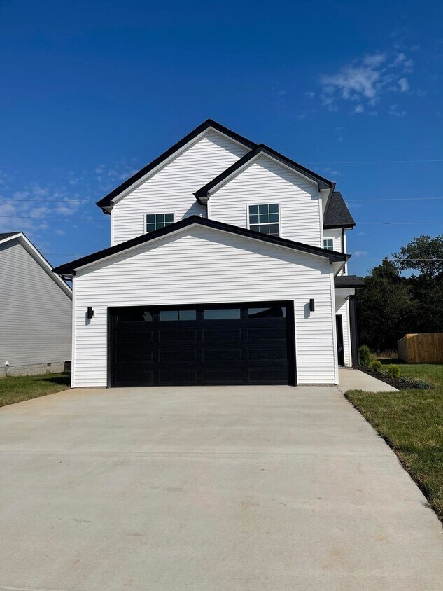Primary Photo - Like New Three Bedroom!