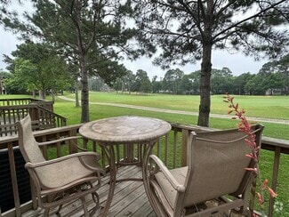 Building Photo - 16020 Fountainview Dr