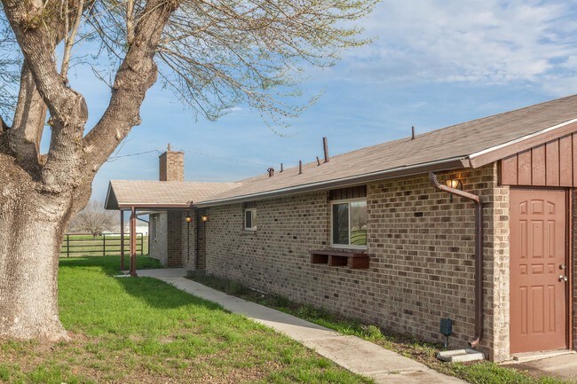 Building Photo - 1747 US-90